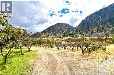 3219 River Road Keremeos Photo 3