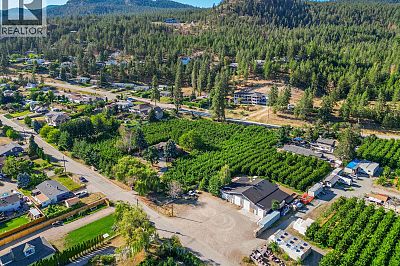 4977 Elliott Avenue Peachland Photo 1