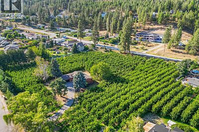 4977 Elliott Avenue Peachland Photo 3