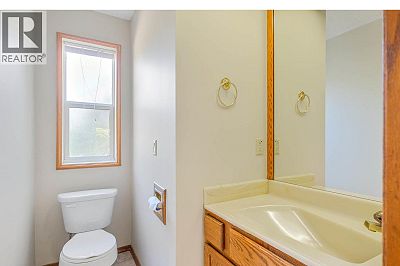 4977 Elliott Avenue Peachland Photo 37