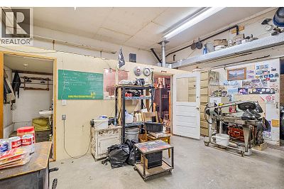 4977 Elliott Avenue Peachland Photo 60