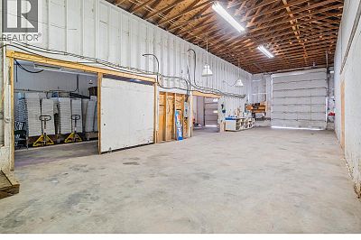 4977 Elliott Avenue Peachland Photo 61